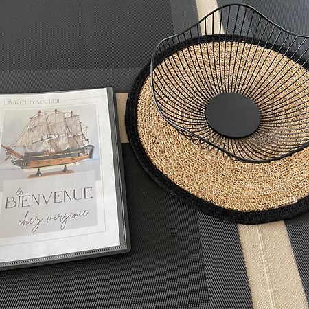 Chez Virginie : Appartement Lumineux Au Calme. Fréjus エクステリア 写真